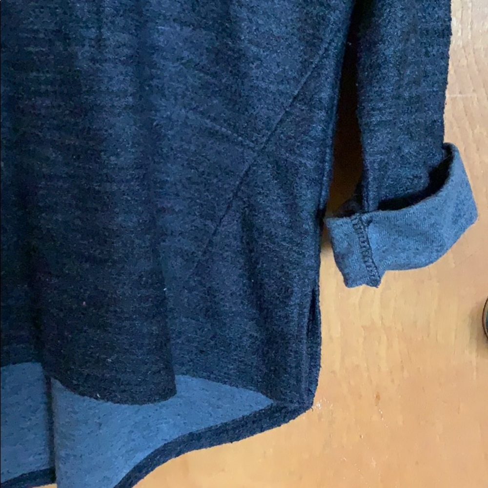 Cute Patterned Top - Picture 3 of 4